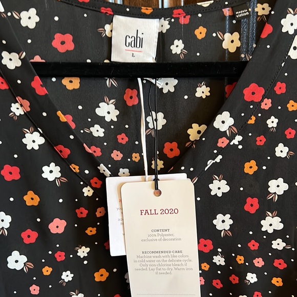 Cabi Cheerful Blouse - Picture 2 of 3